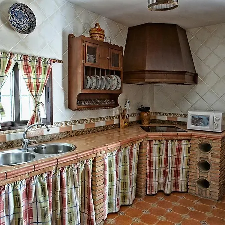 Cortijo El Llano Holiday home *